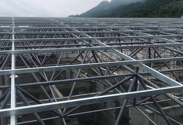 龙口学校艺体楼网架